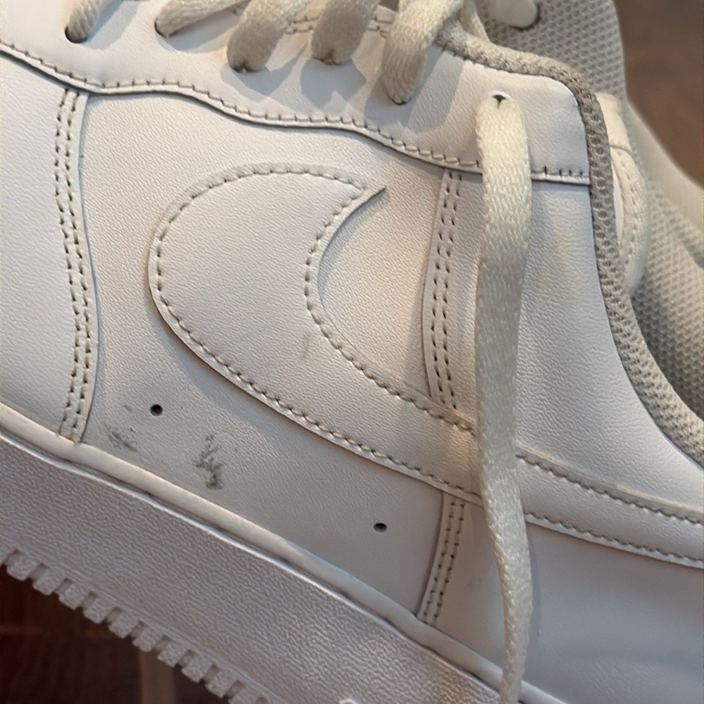 MENS NIKE AIR FORCE 1 WHITE🔥🔥 - Picture 9 of 10